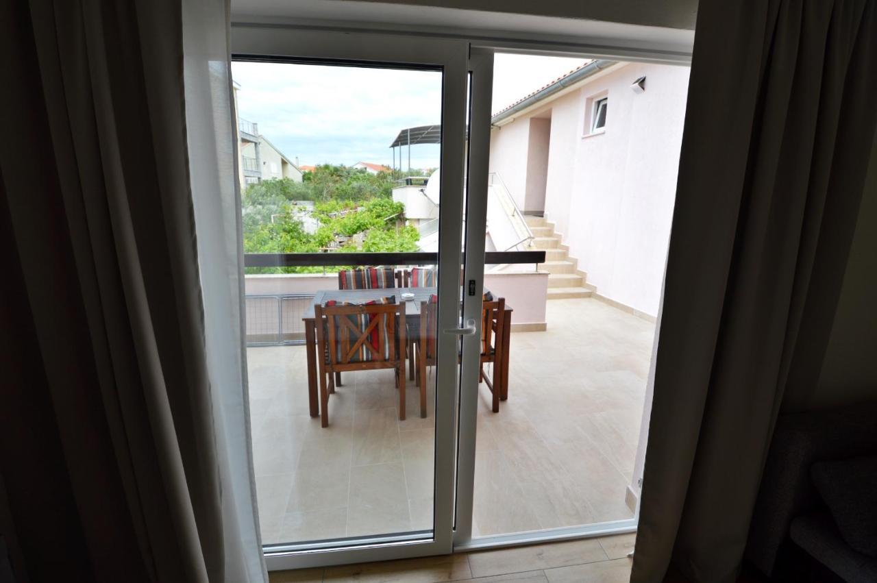 Marija Apartment Betina  Ngoại thất bức ảnh