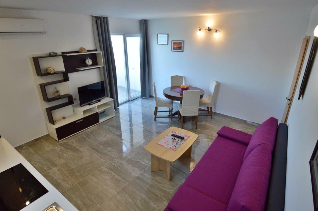 Marija Apartment Betina  Ngoại thất bức ảnh